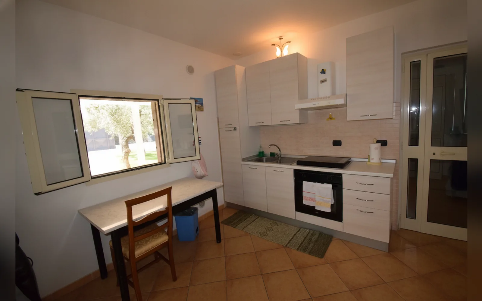 Camera di Villa Mema, Bisceglie (Puglia) (foto 17)